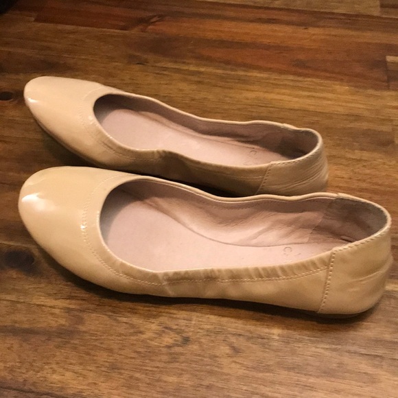 Vince Camuto Flats- worn 3x - Picture 2 of 4